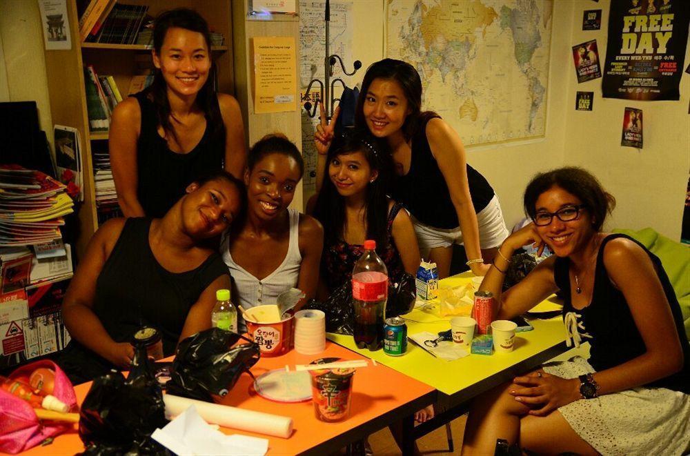 Kimchee Hongdae Guesthouse Seul Dış mekan fotoğraf
