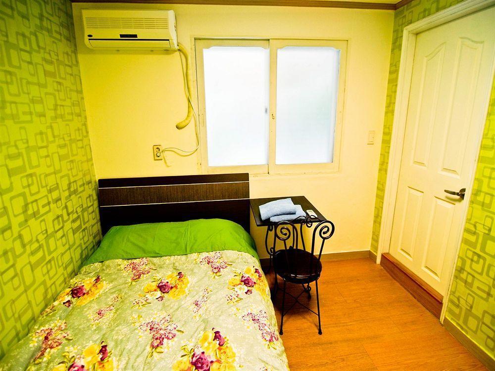 Kimchee Hongdae Guesthouse Seul Dış mekan fotoğraf