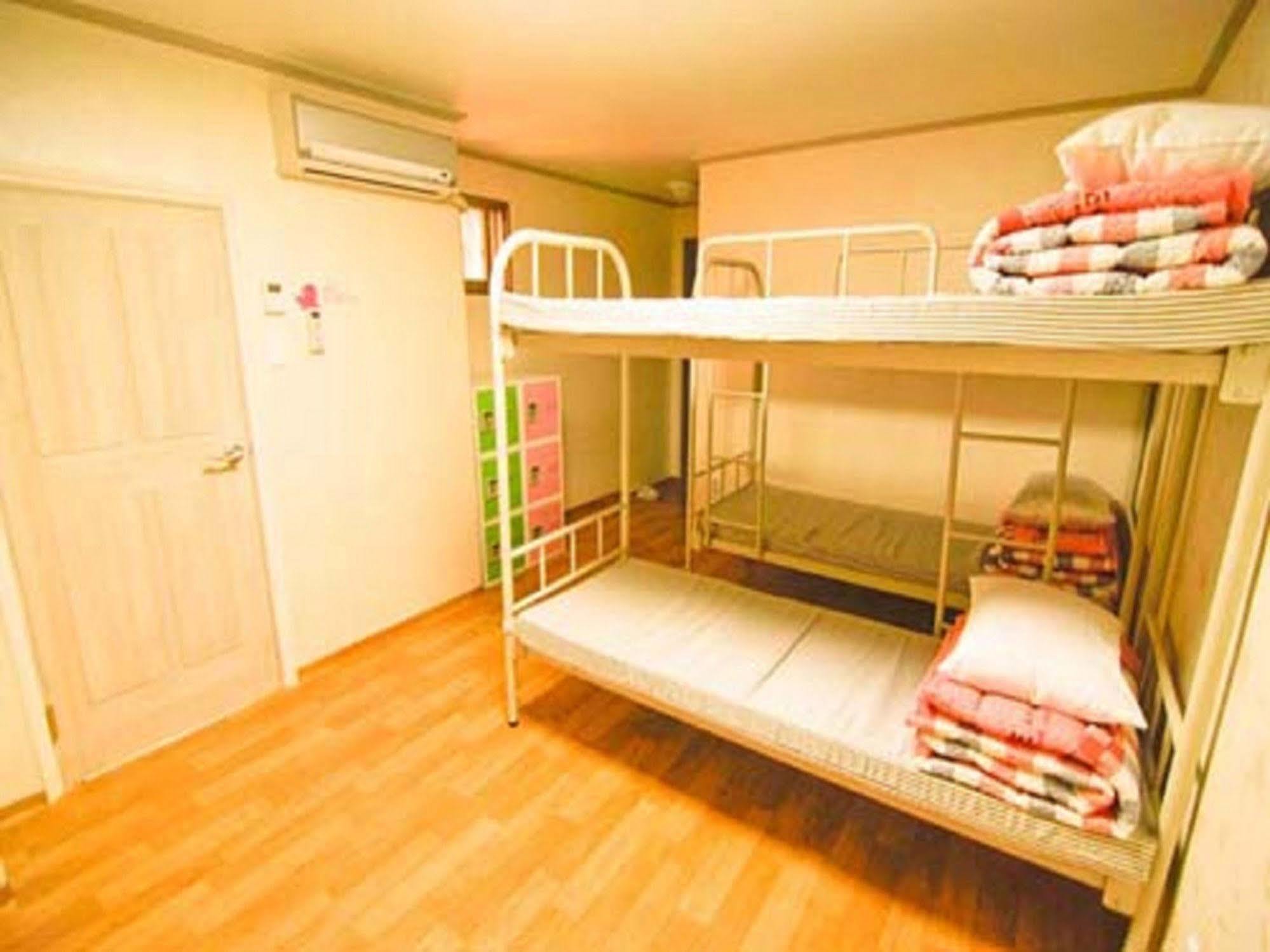 Kimchee Hongdae Guesthouse Seul Dış mekan fotoğraf